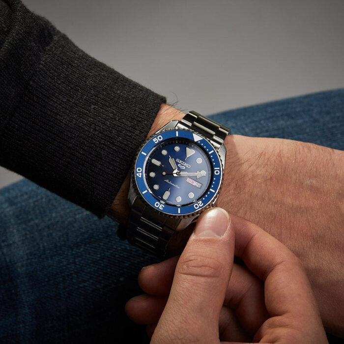 Seiko 5 Sports Automatic Analog Blue Dial Silver Steel Strap Watch For Men - SRPD51K1 - Image 6
